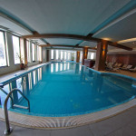 Piscina interioară